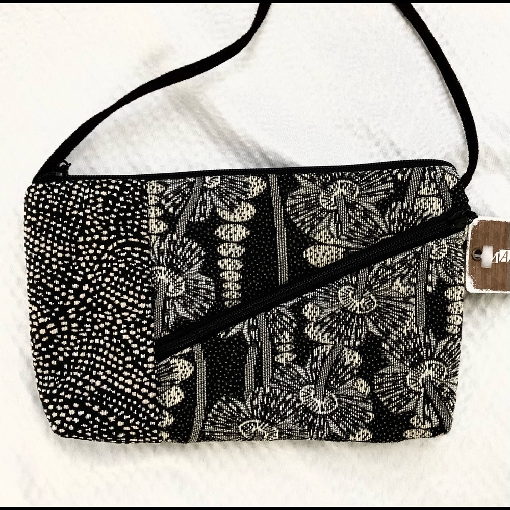 Maruca cross body black and white textile purse